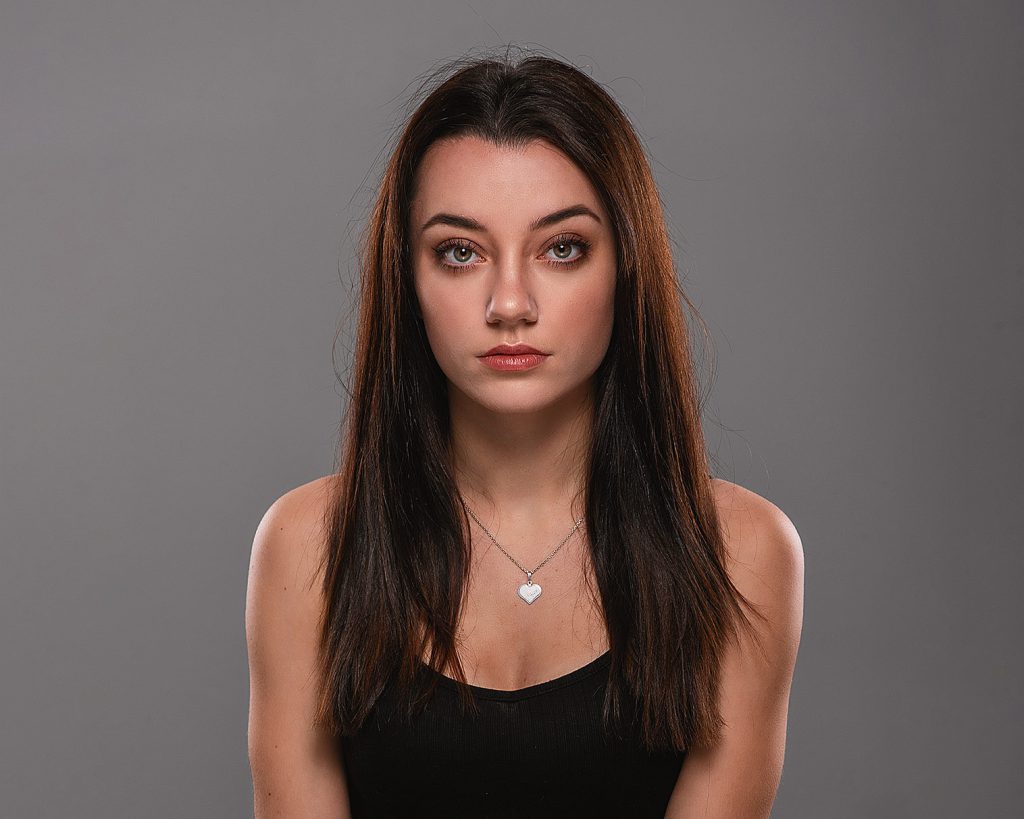 Sedcard Portrait Carina Brommer